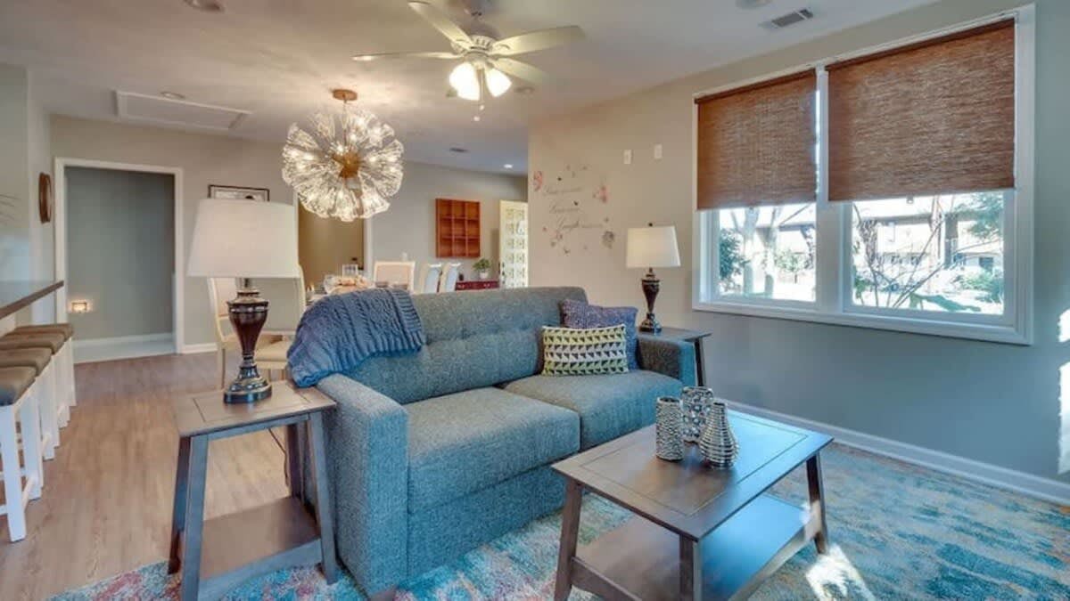 Unit A, 2601 Dogwood Avenue