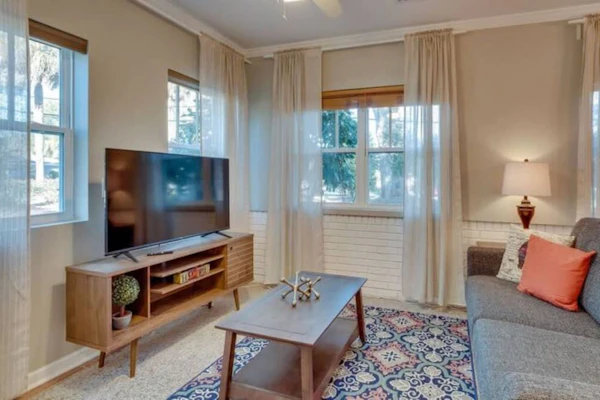 Charming Historic Stay with Pool Near Downtown