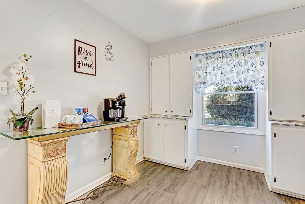 407 Sandhill Road, Savannah