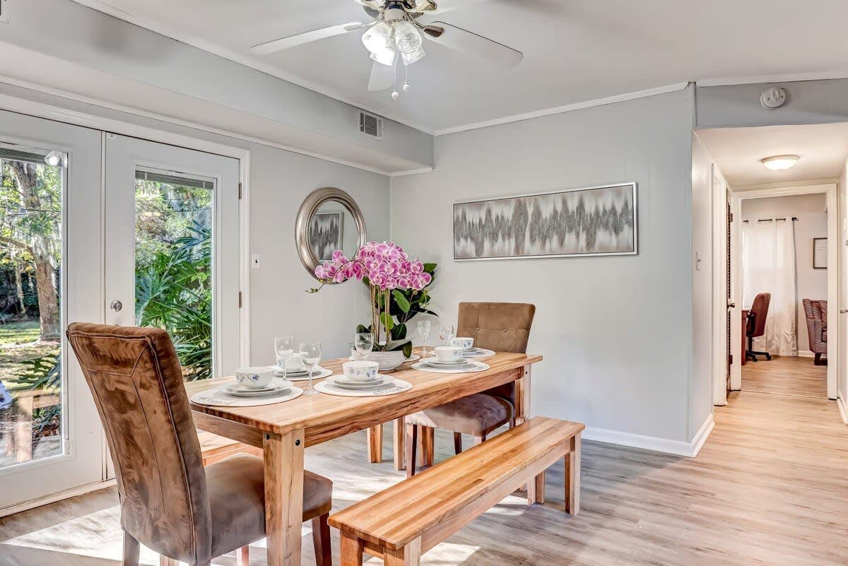 407 Sandhill Road, Savannah