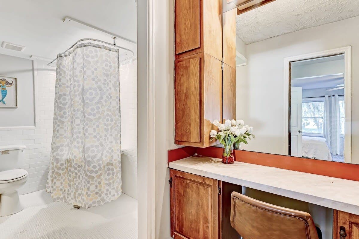 407 Sandhill Road, Savannah