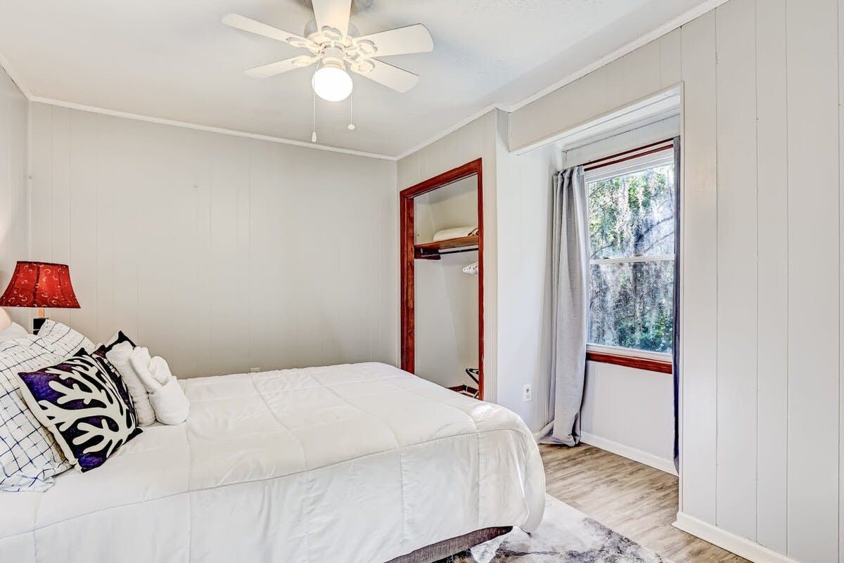 407 Sandhill Road, Savannah