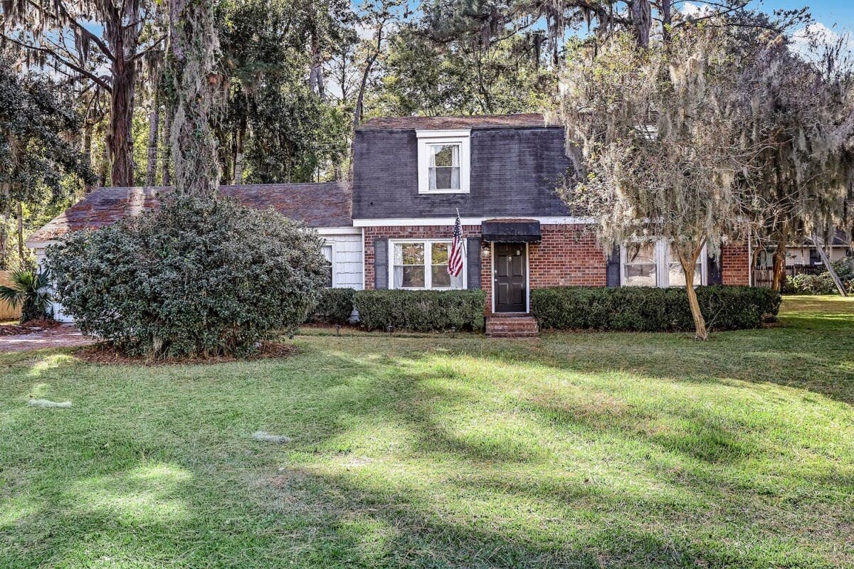407 Sandhill Road, Savannah