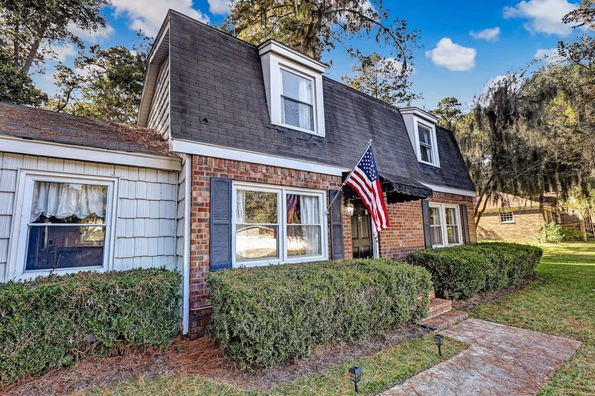 407 Sandhill Road, Savannah