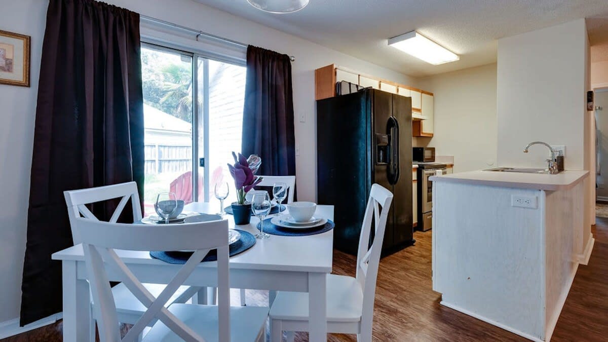 Relaxing Getaway Near Downtown & Botanical Gardens