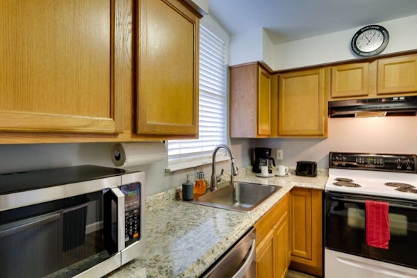 Midtown Pet-Friendly Home with Yard Near Downtown