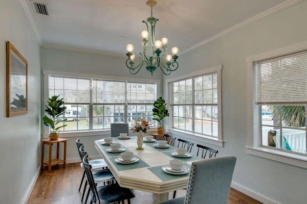 Steps to the Beach! Flamingle in Fushia, Unit A