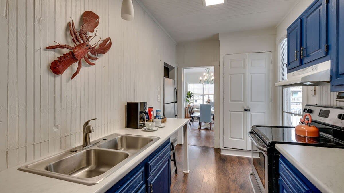 Unit A, 16 13th St, Tybee