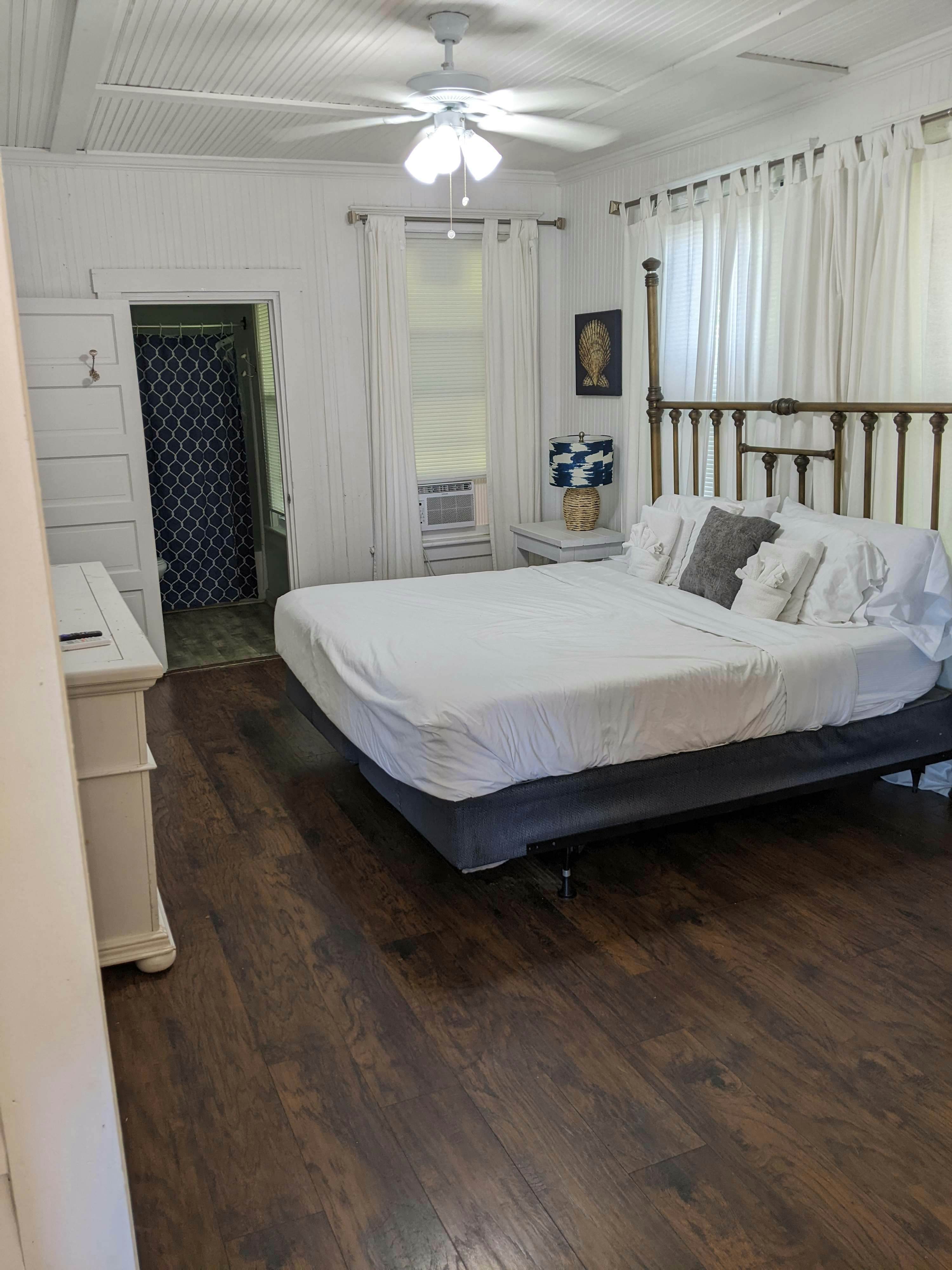 Unit A, 16 13th St, Tybee