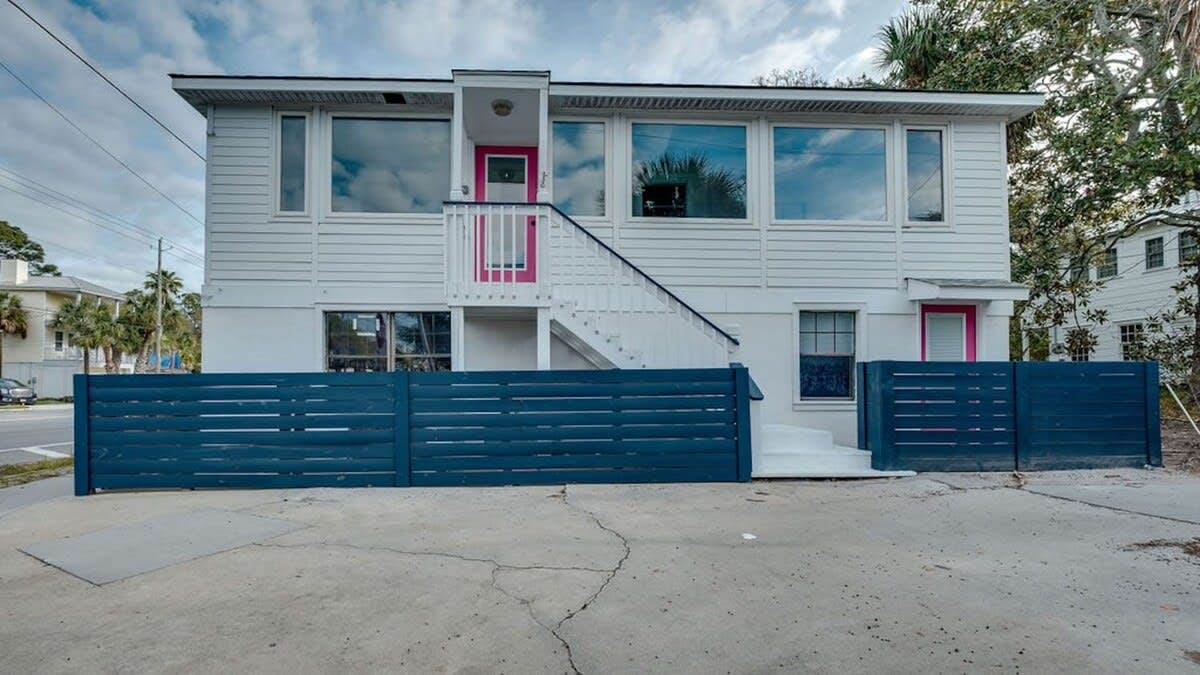 Unit B, 16 13th St, Tybee