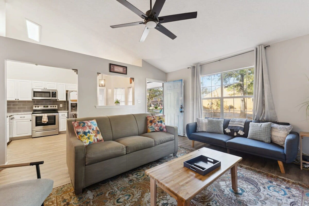 2207 Washington St, Savannah