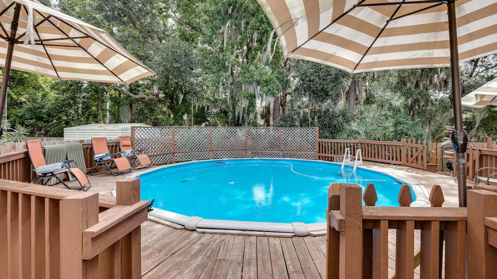 Unit A, 4 Rivermist Ln, Savannah