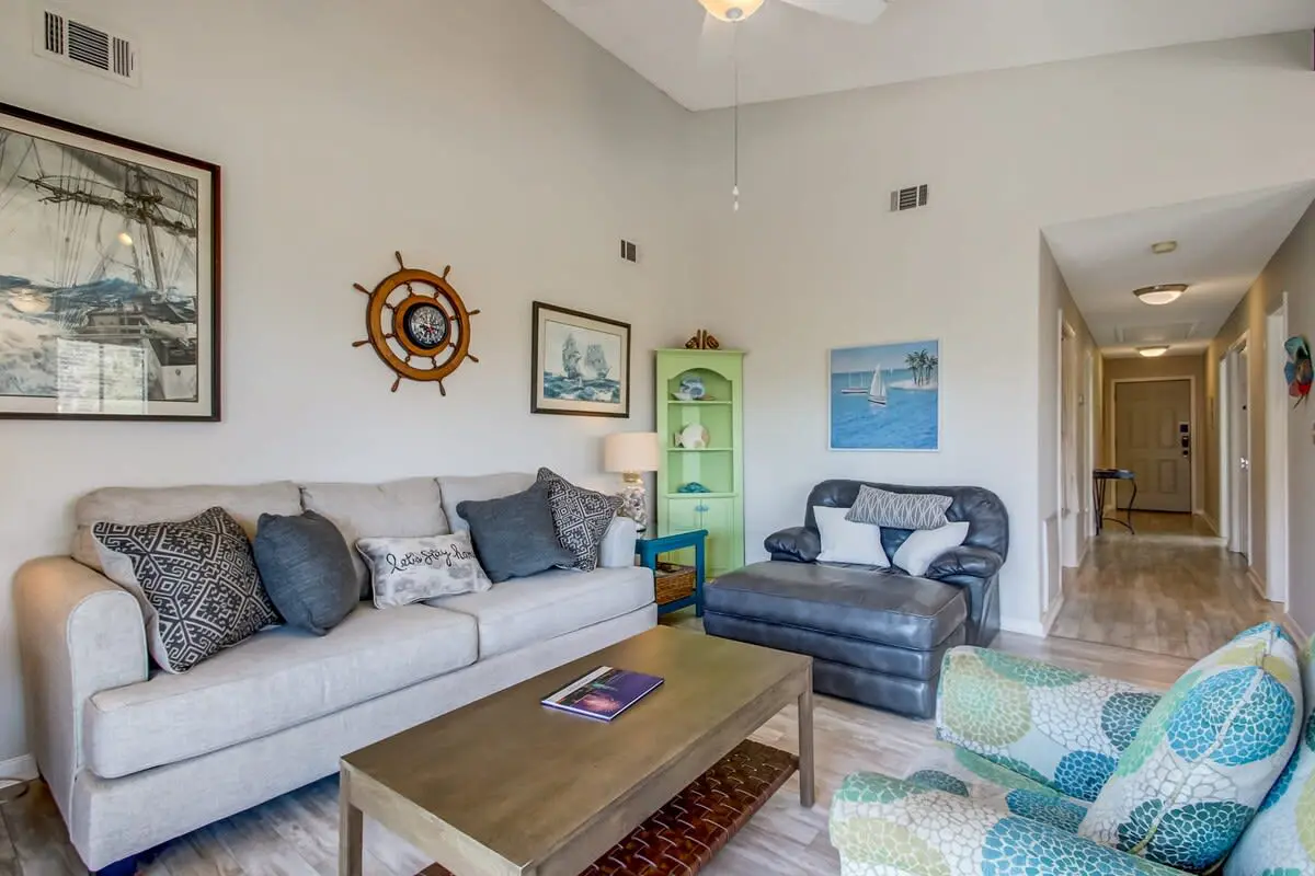 Unit C, 1 2nd Ave, Tybee