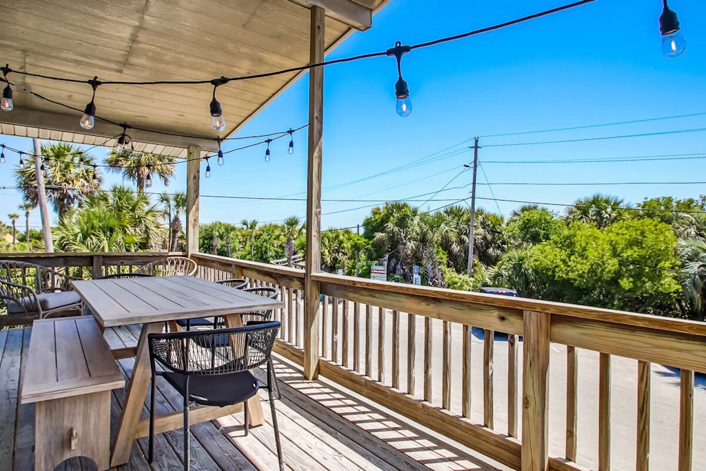 Beach Vacation! Walk to Dining&Shopping-2 Units
