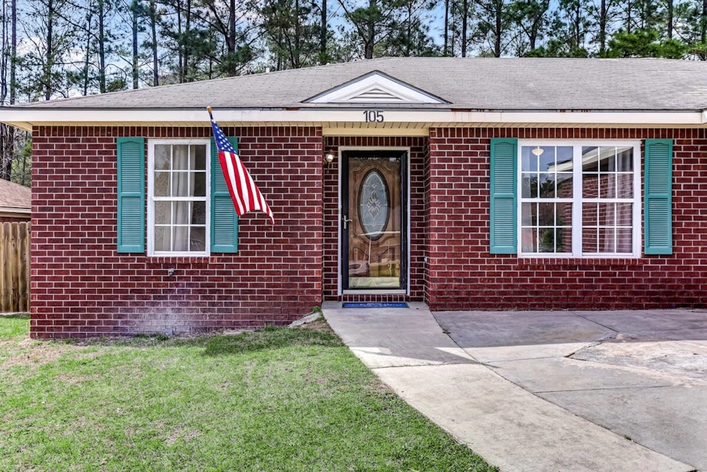 105 Crossvine Ct, Savannah