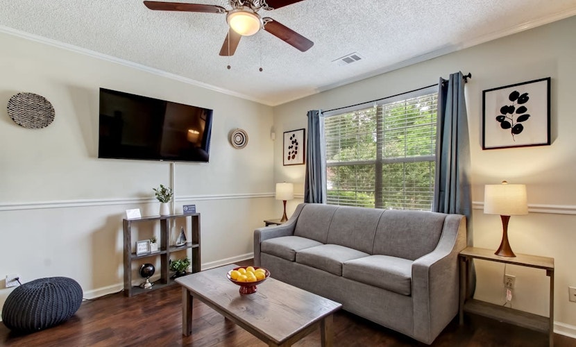 Peaceful Laurelwood Home with Covered Patio & Yard