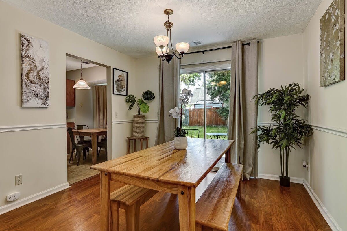 170 Laurelwood Dr, Savannah