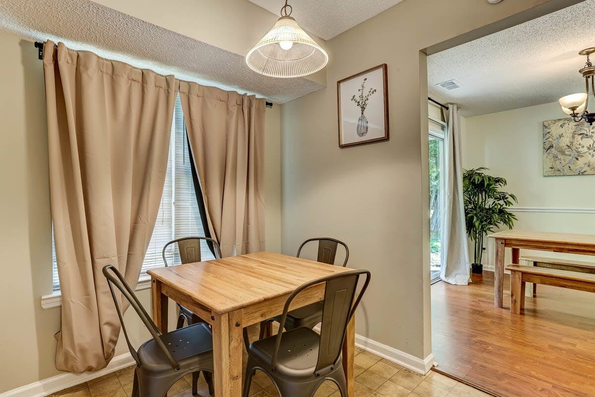 170 Laurelwood Dr, Savannah