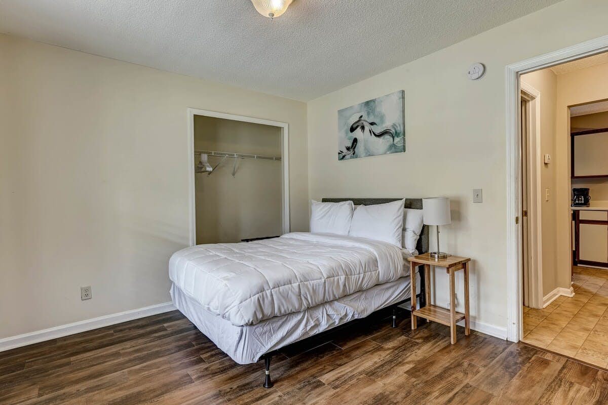 170 Laurelwood Dr, Savannah