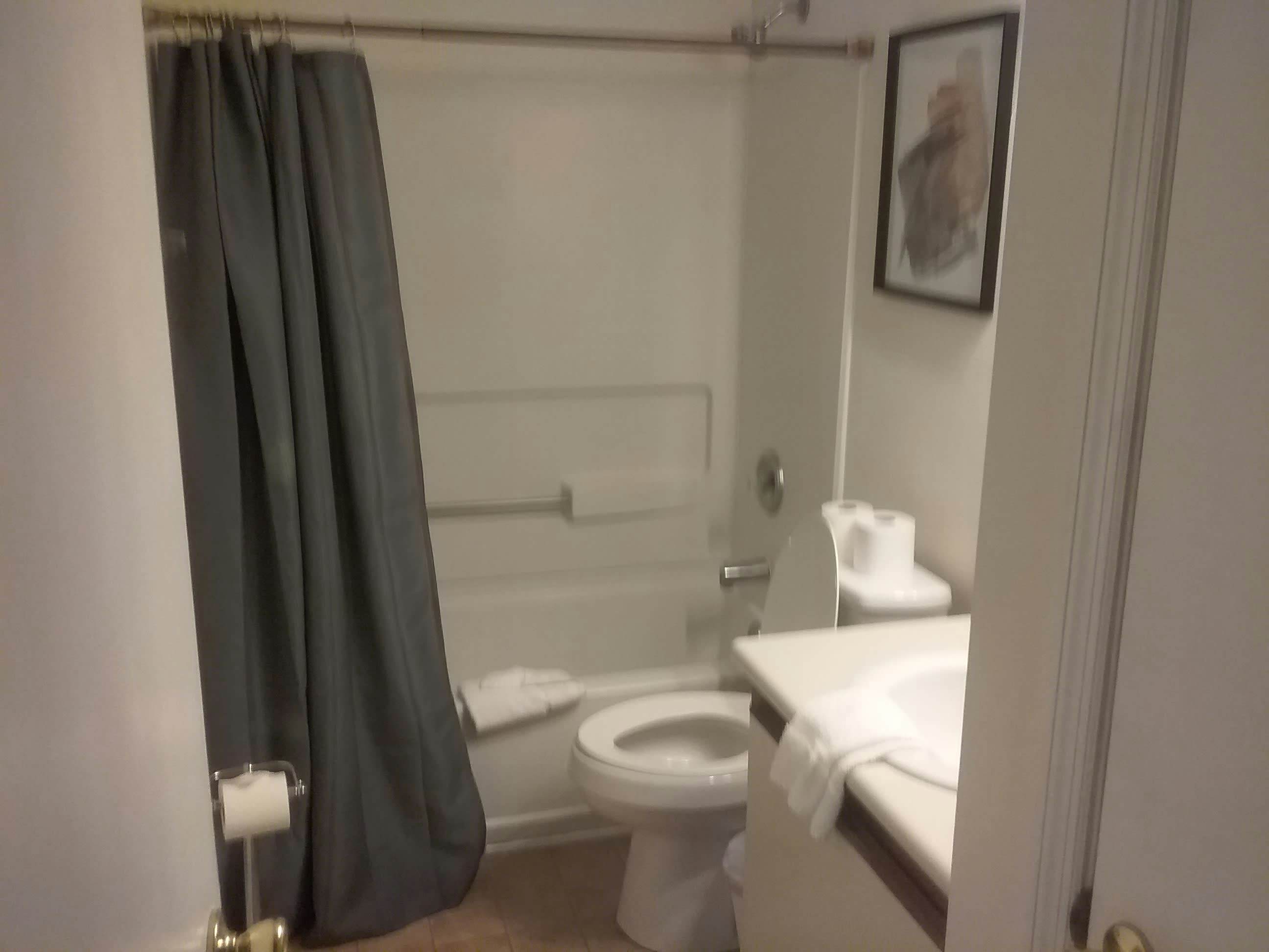 170 Laurelwood Dr, Savannah