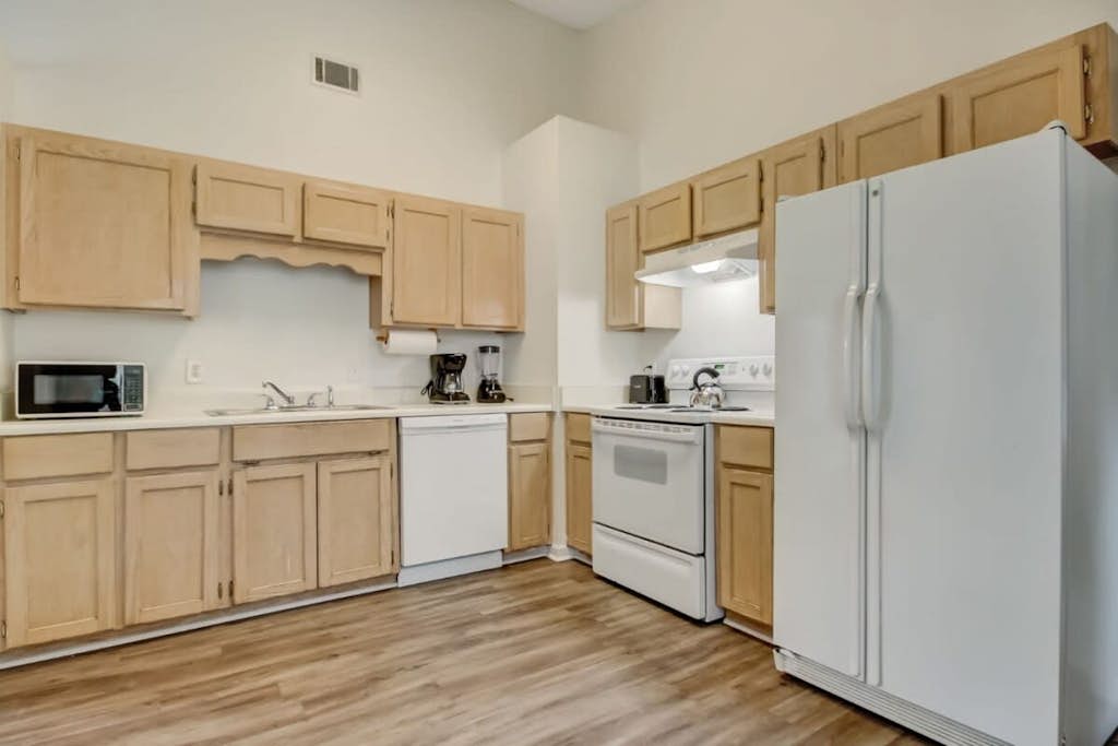 Family & Pet-Friendly Stay Near Historic Downtown