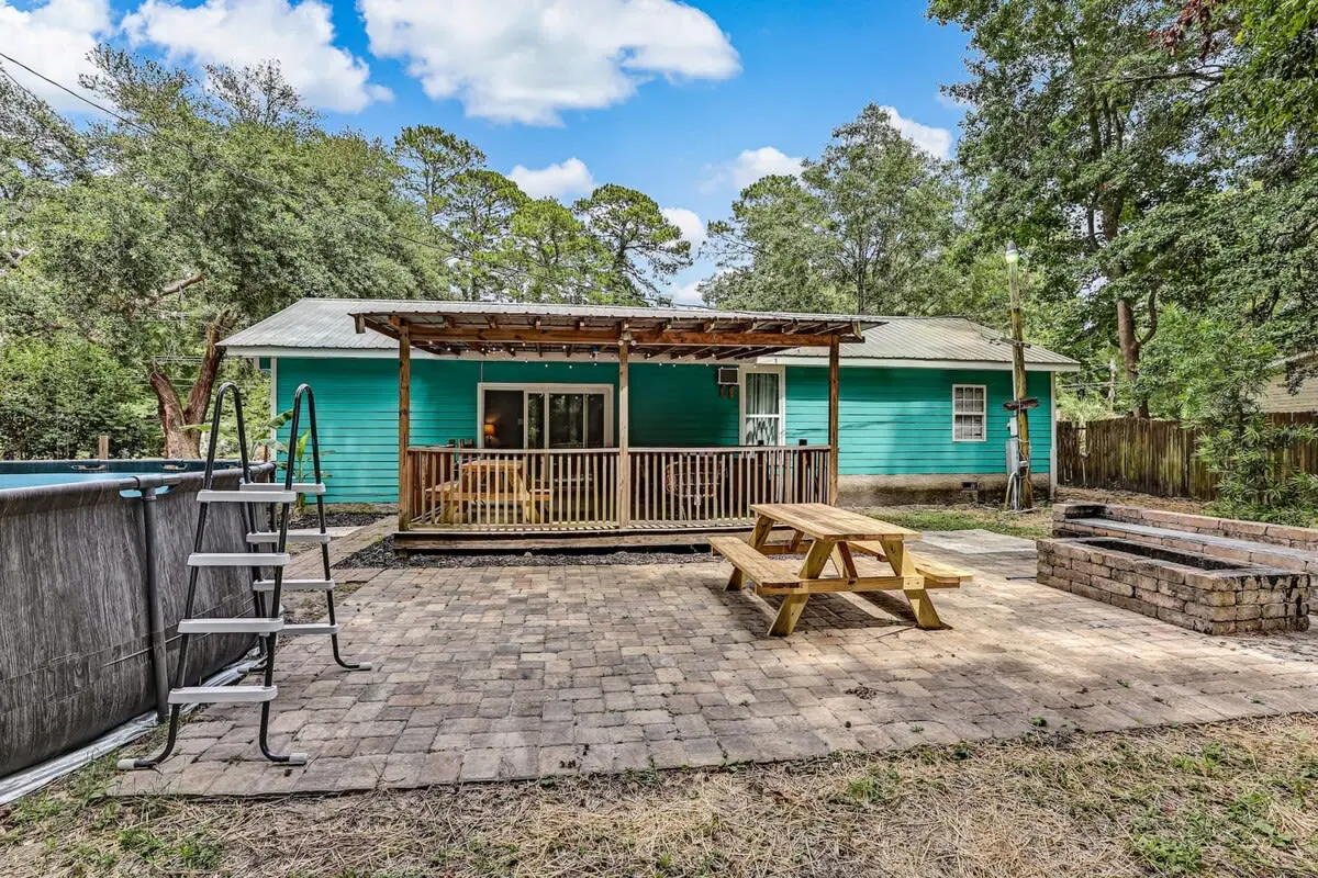 Unit A & B, 561 Mendel Ave, Savannah