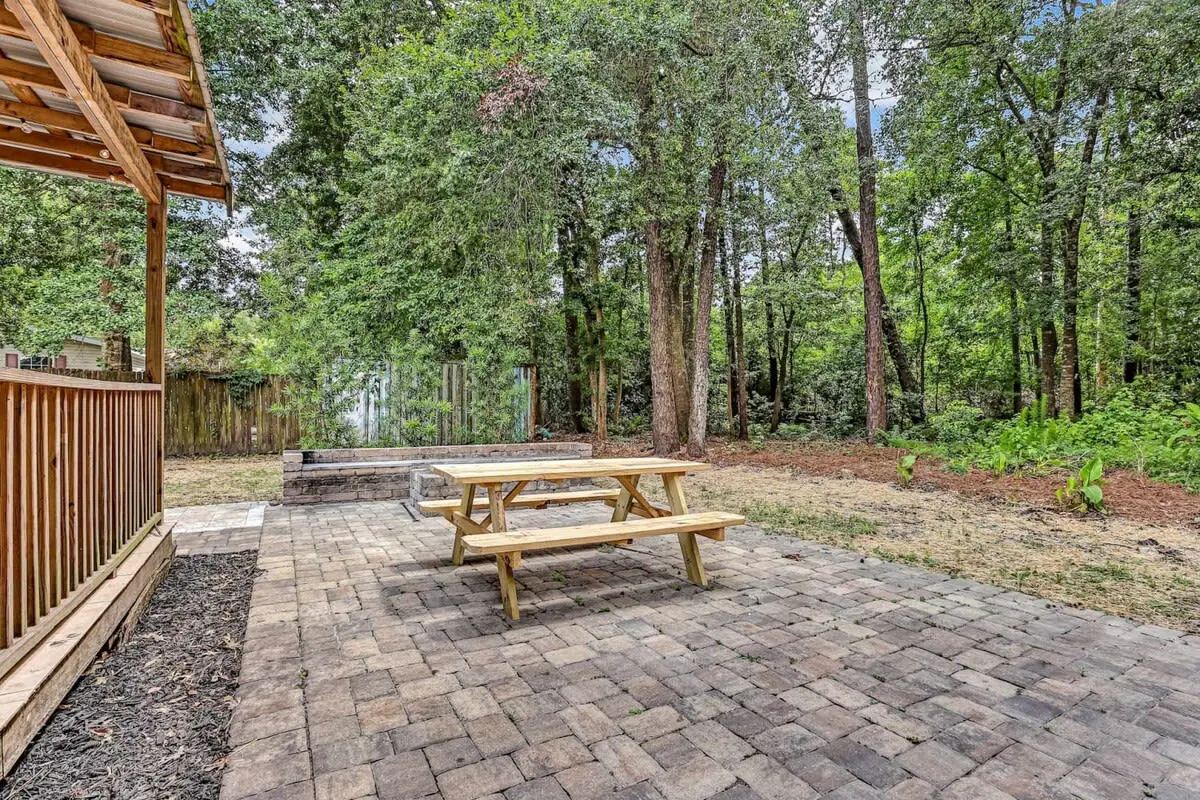 Unit A & B, 561 Mendel Ave, Savannah