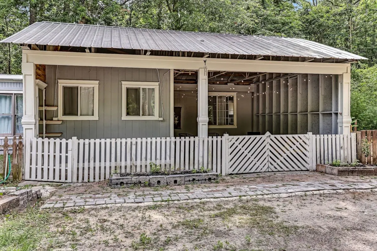 Unit A & B, 561 Mendel Ave, Savannah