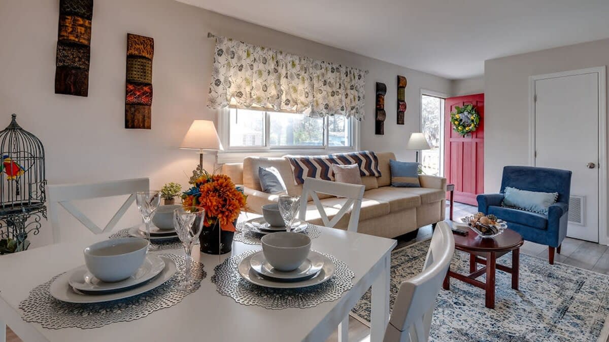 121 Chatham Villa Dr, Savannah