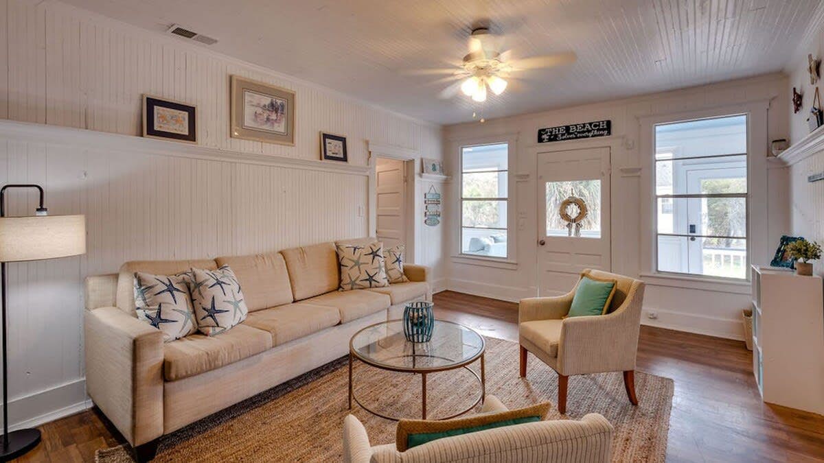 Unit C, 16 13th St, Tybee