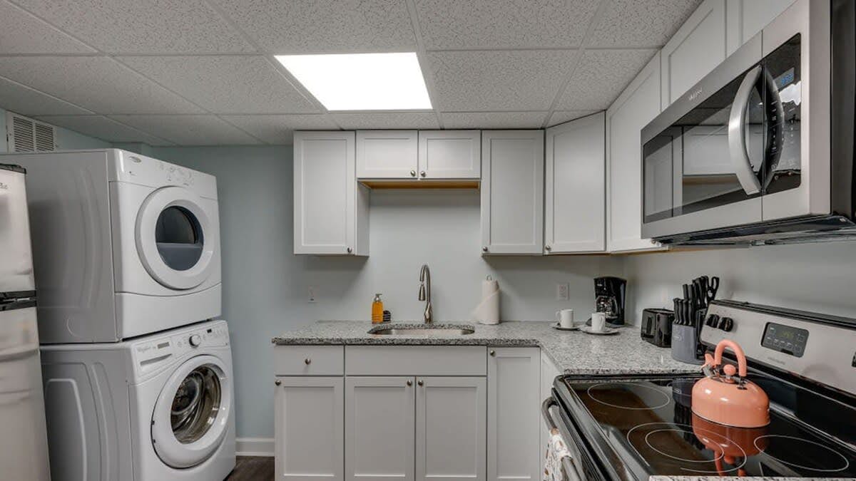 Unit C, 16 13th St, Tybee