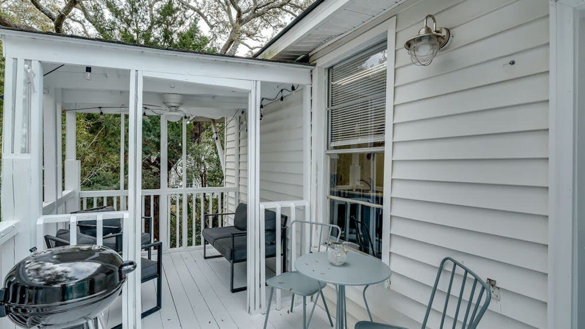 Unit C, 16 13th St, Tybee