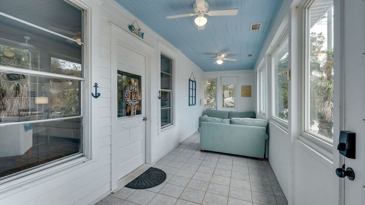 Unit C, 16 13th St, Tybee