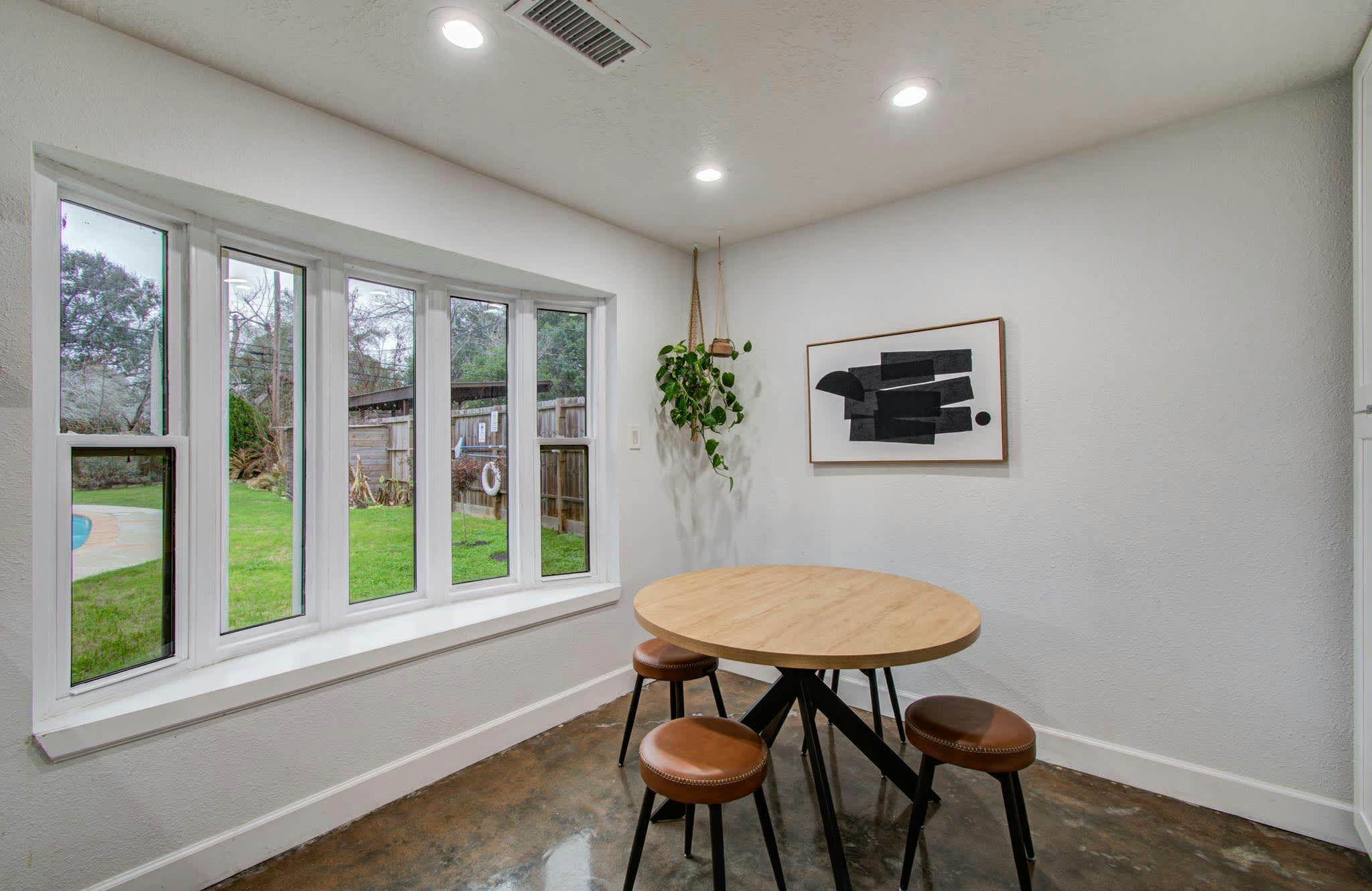 Rustic Modern Escape | 4-BD/2-BA with Pool & Patio