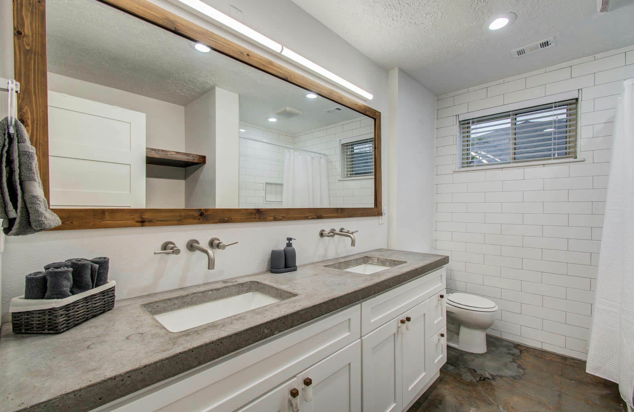 Rustic Modern Escape | 4-BD/2-BA with Pool & Patio