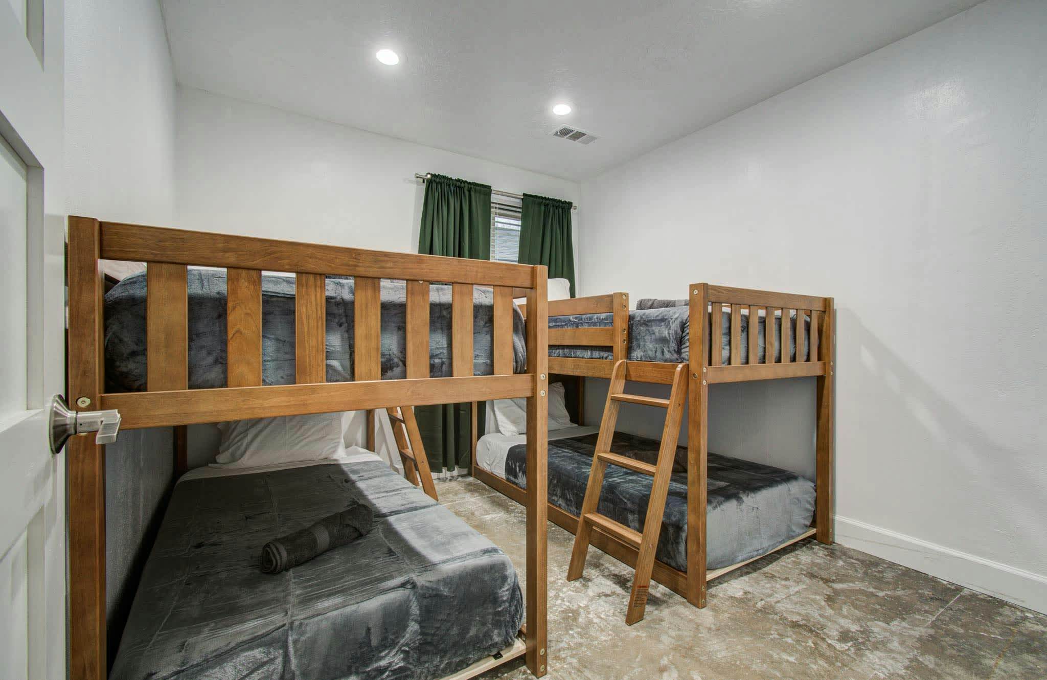 Rustic Modern Escape | 4-BD/2-BA with Pool & Patio