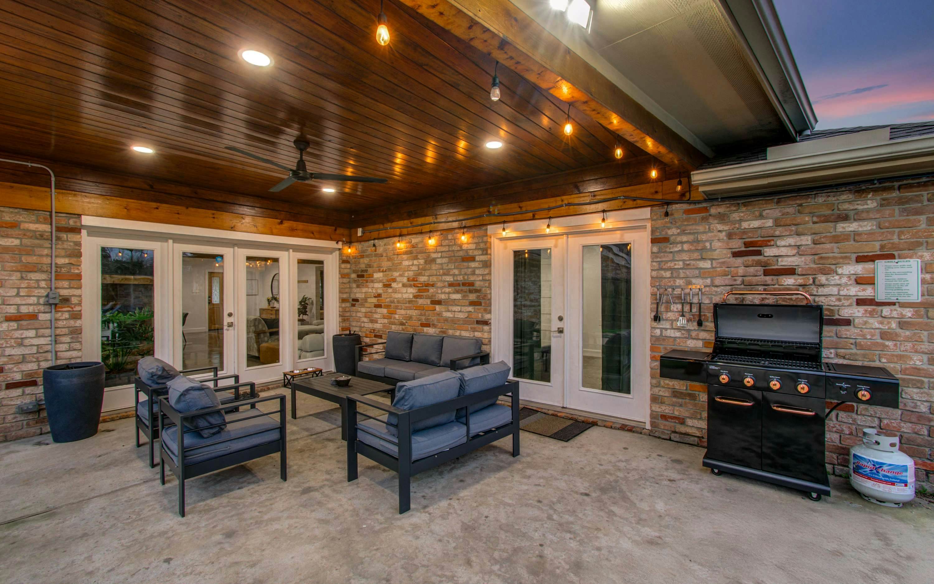 Rustic Modern Escape | 4-BD/2-BA with Pool & Patio