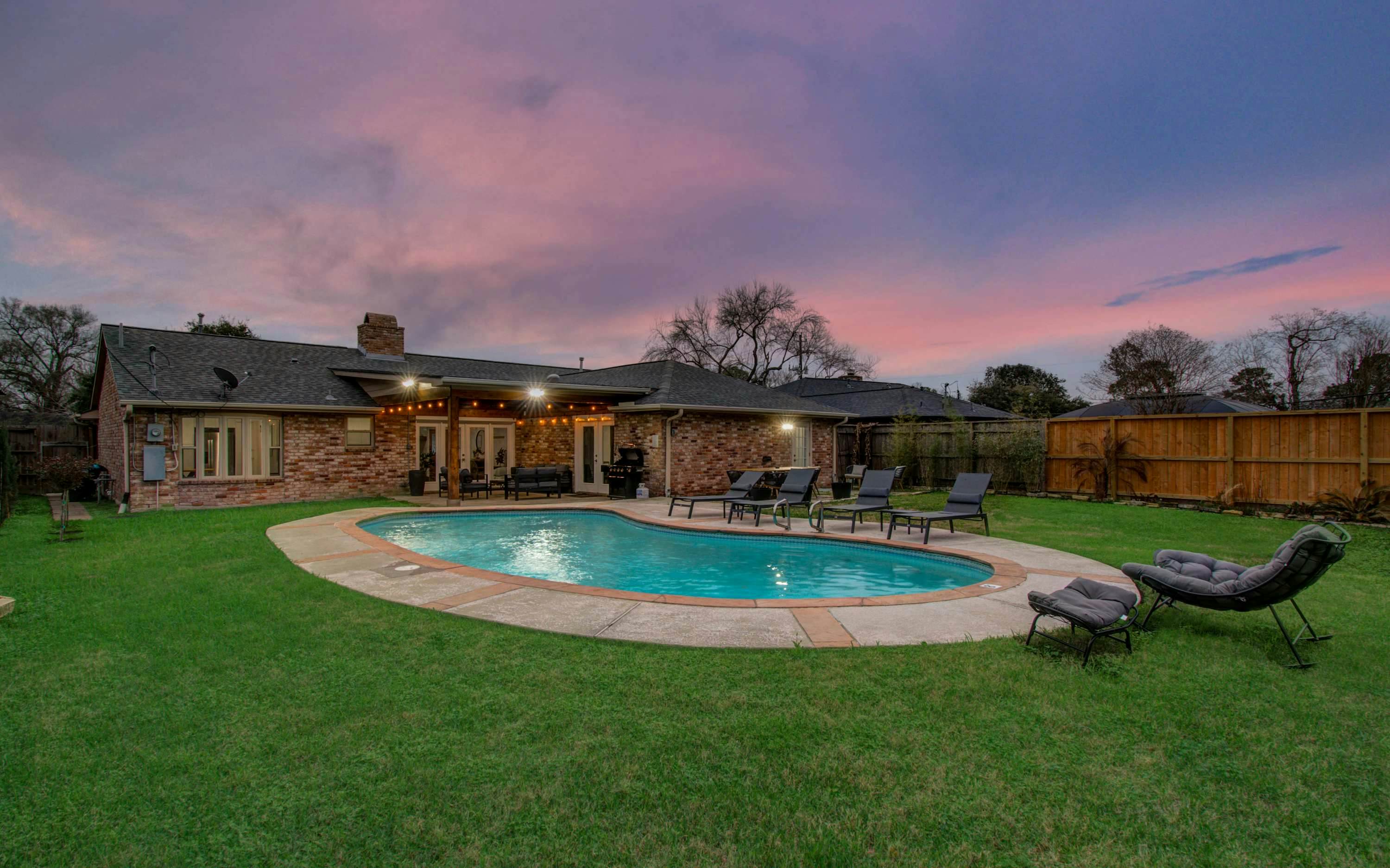 Rustic Modern Escape | 4-BD/2-BA with Pool & Patio