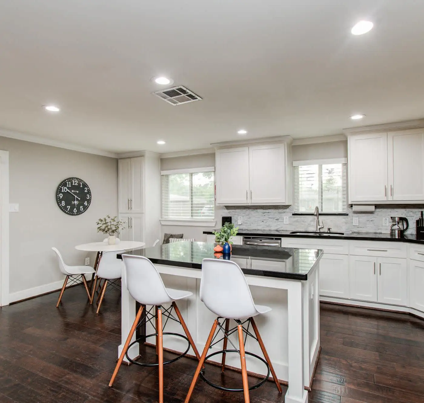 Gorgeous and Cozy Houston home w/ a private Pool