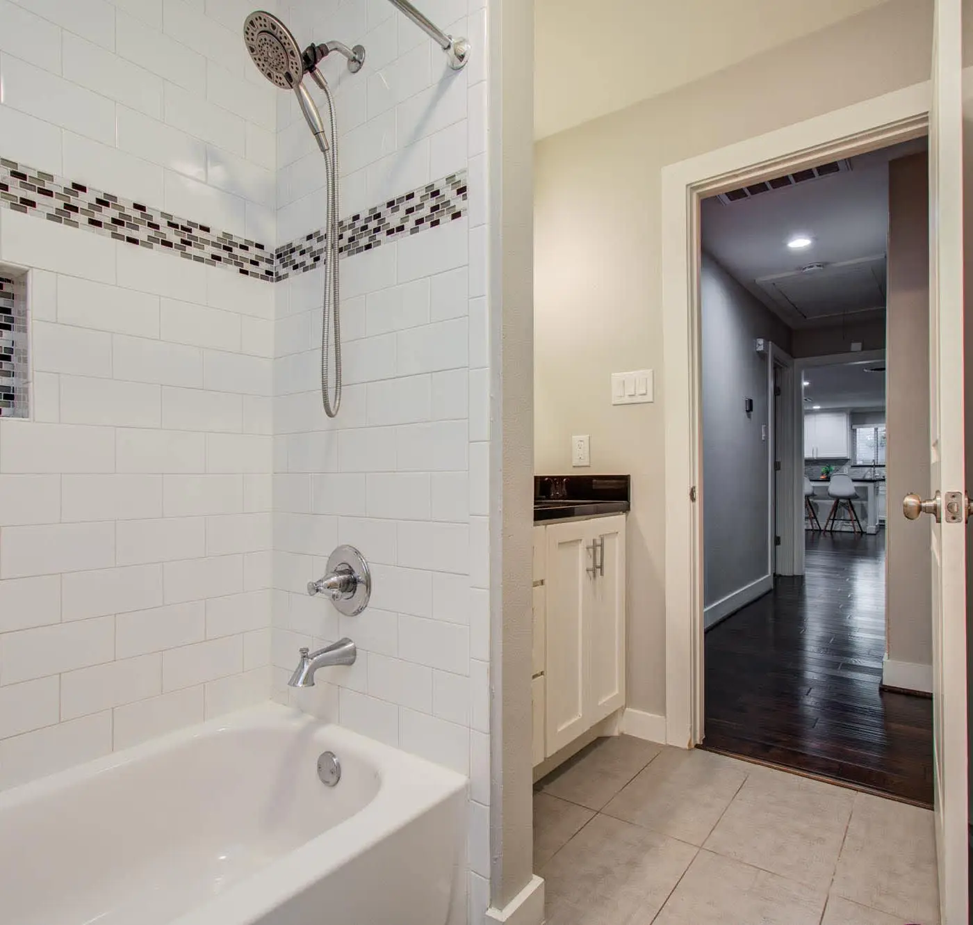 Gorgeous and Cozy Houston home w/ a private Pool