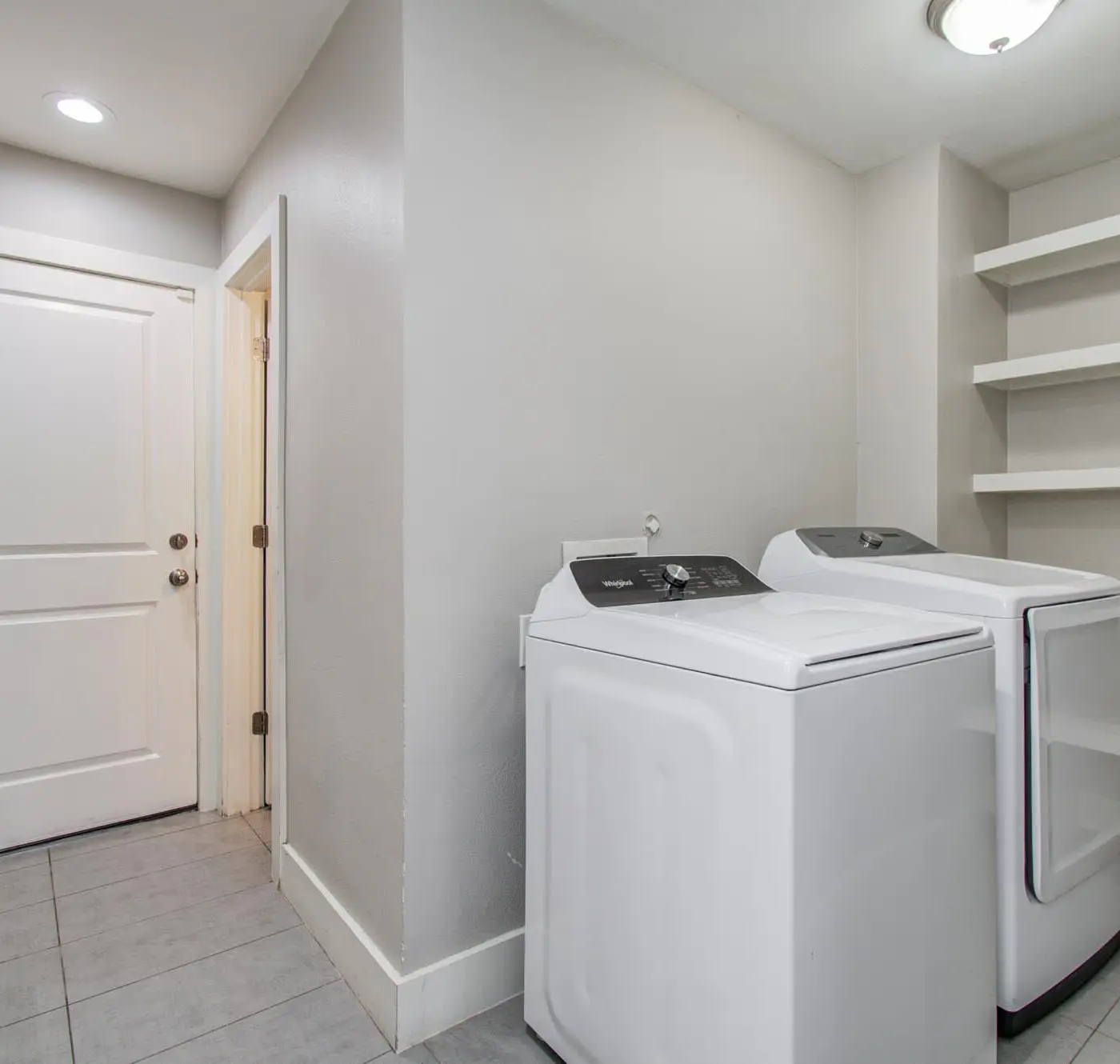 Gorgeous and Cozy Houston home w/ a private Pool