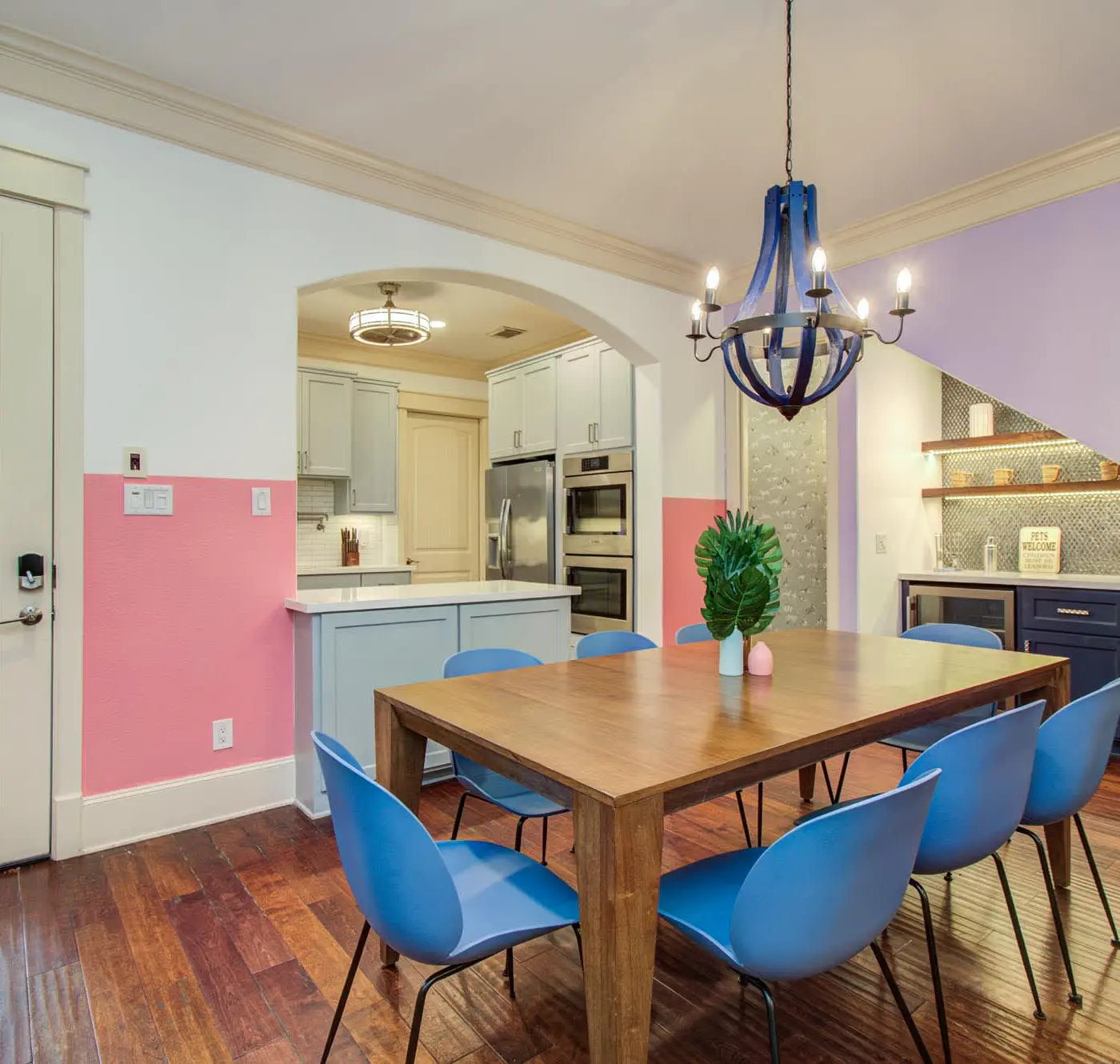 Houston Centrally Located w/ Backyard Pool Retreat