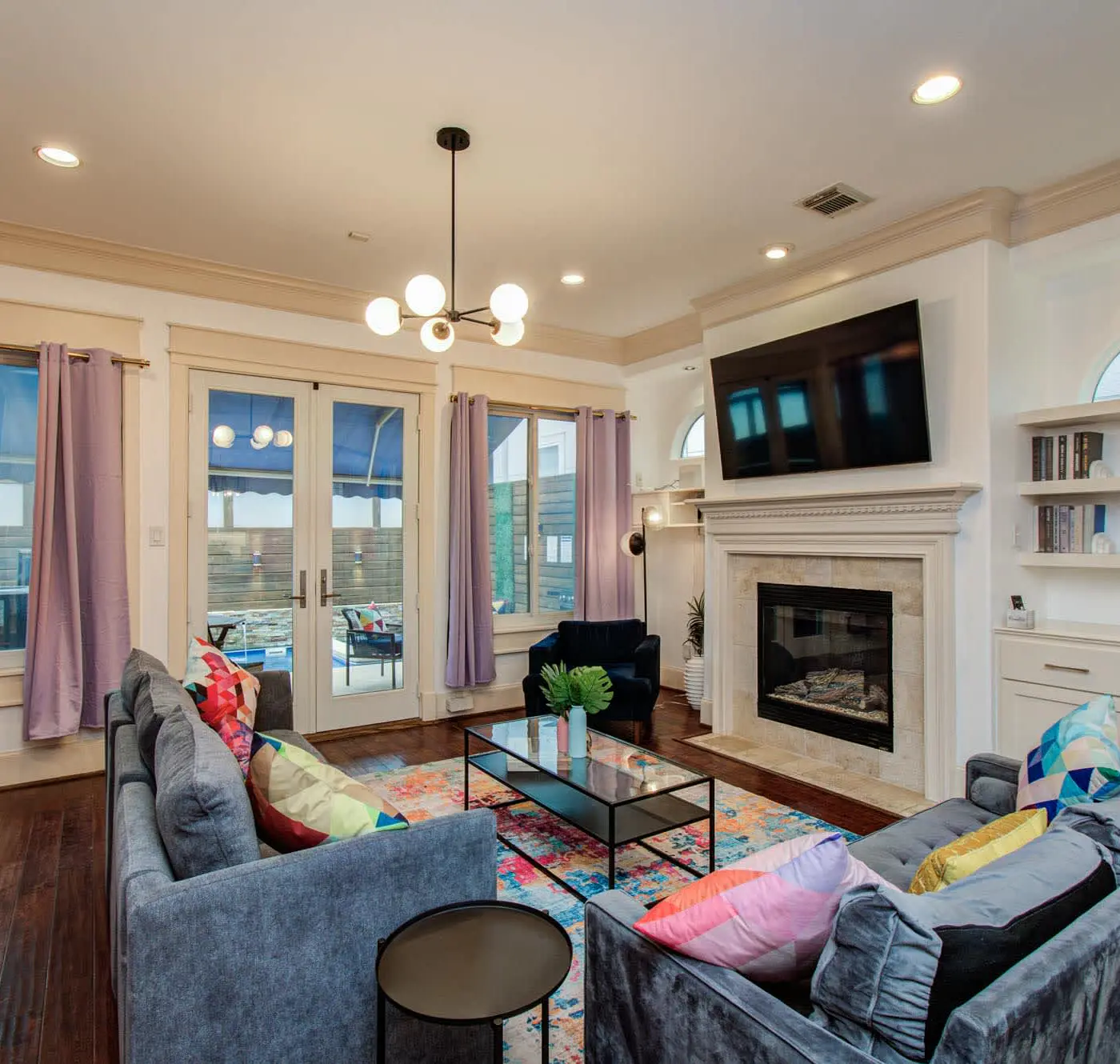 Houston Centrally Located w/ Backyard Pool Retreat