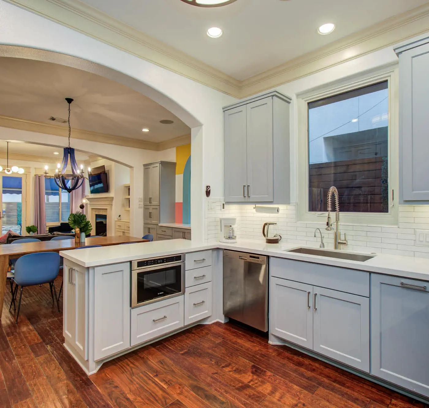 Houston Centrally Located w/ Backyard Pool Retreat