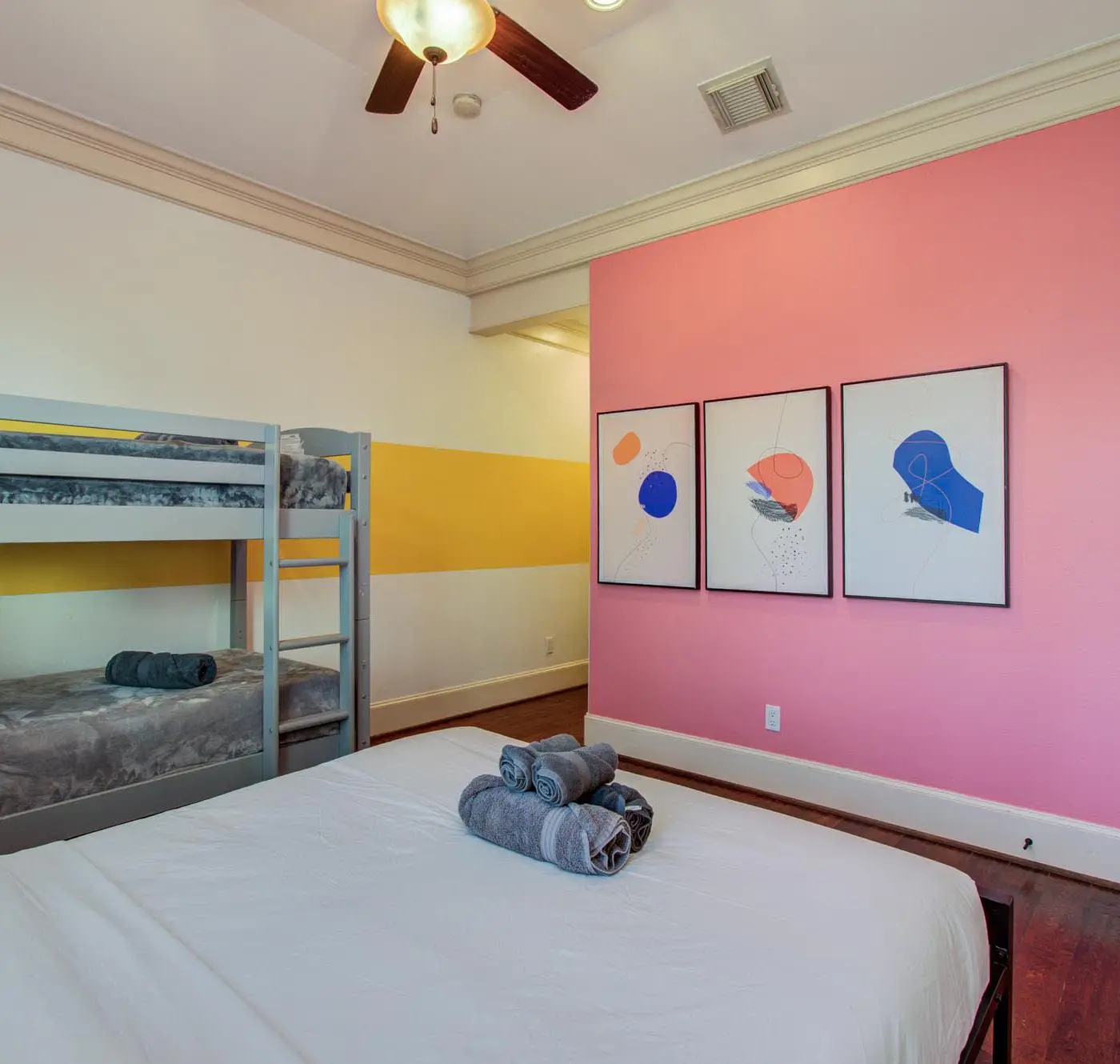 Houston Centrally Located w/ Backyard Pool Retreat