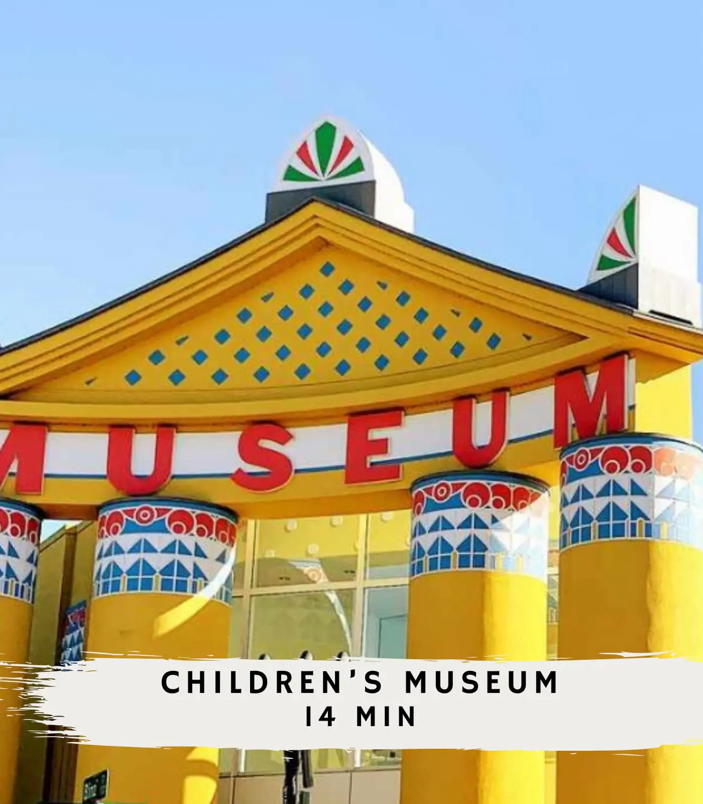 Houston Centrally Located w/ Backyard Pool Retreat