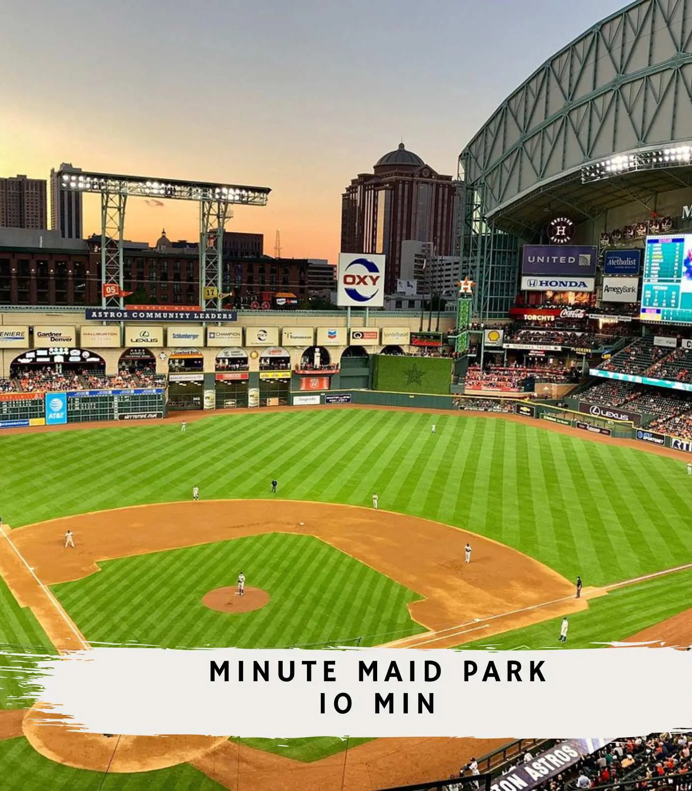 Houston Centrally Located w/ Backyard Pool Retreat