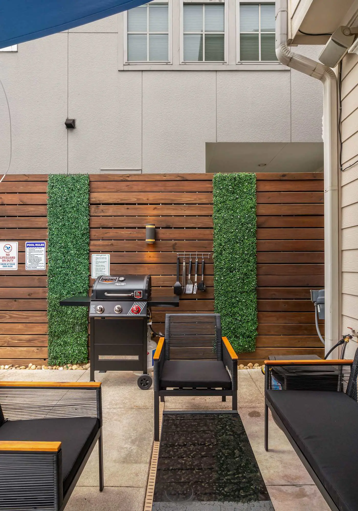 Houston Centrally Located w/ Backyard Pool Retreat