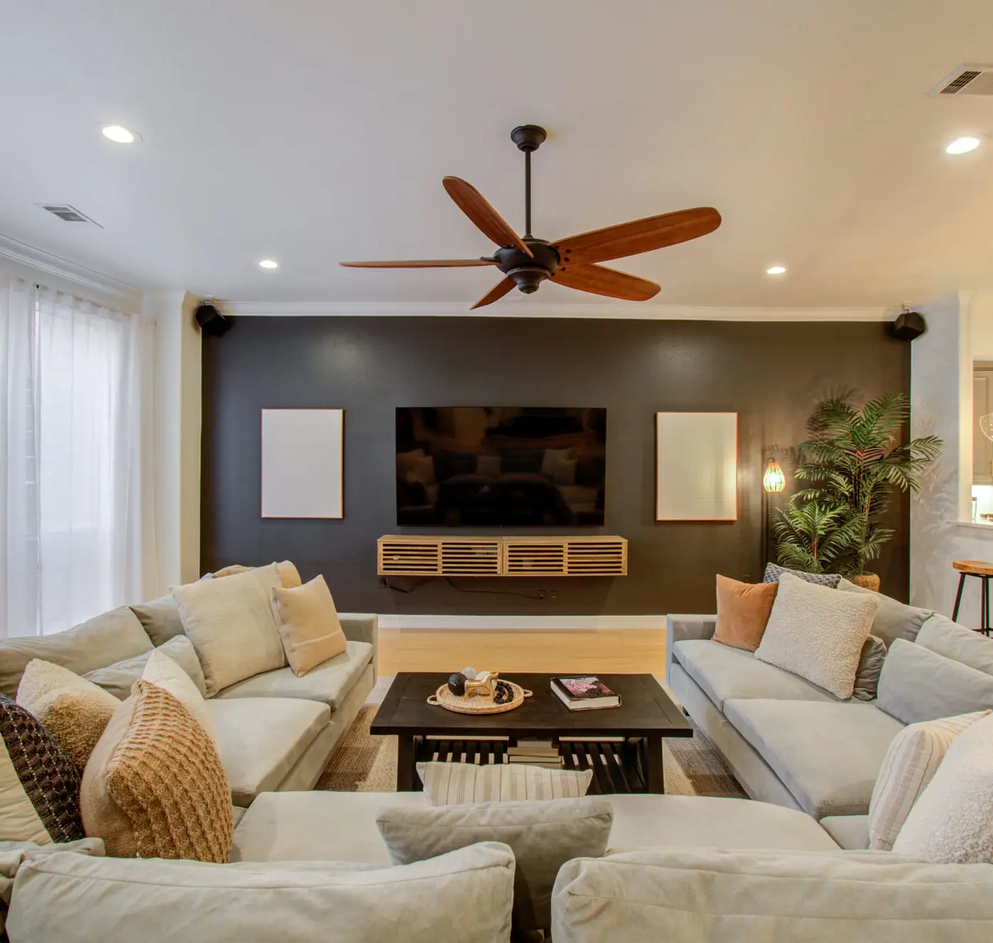 Best of Midtown-3 Bedrooms, Minutes to Attractions