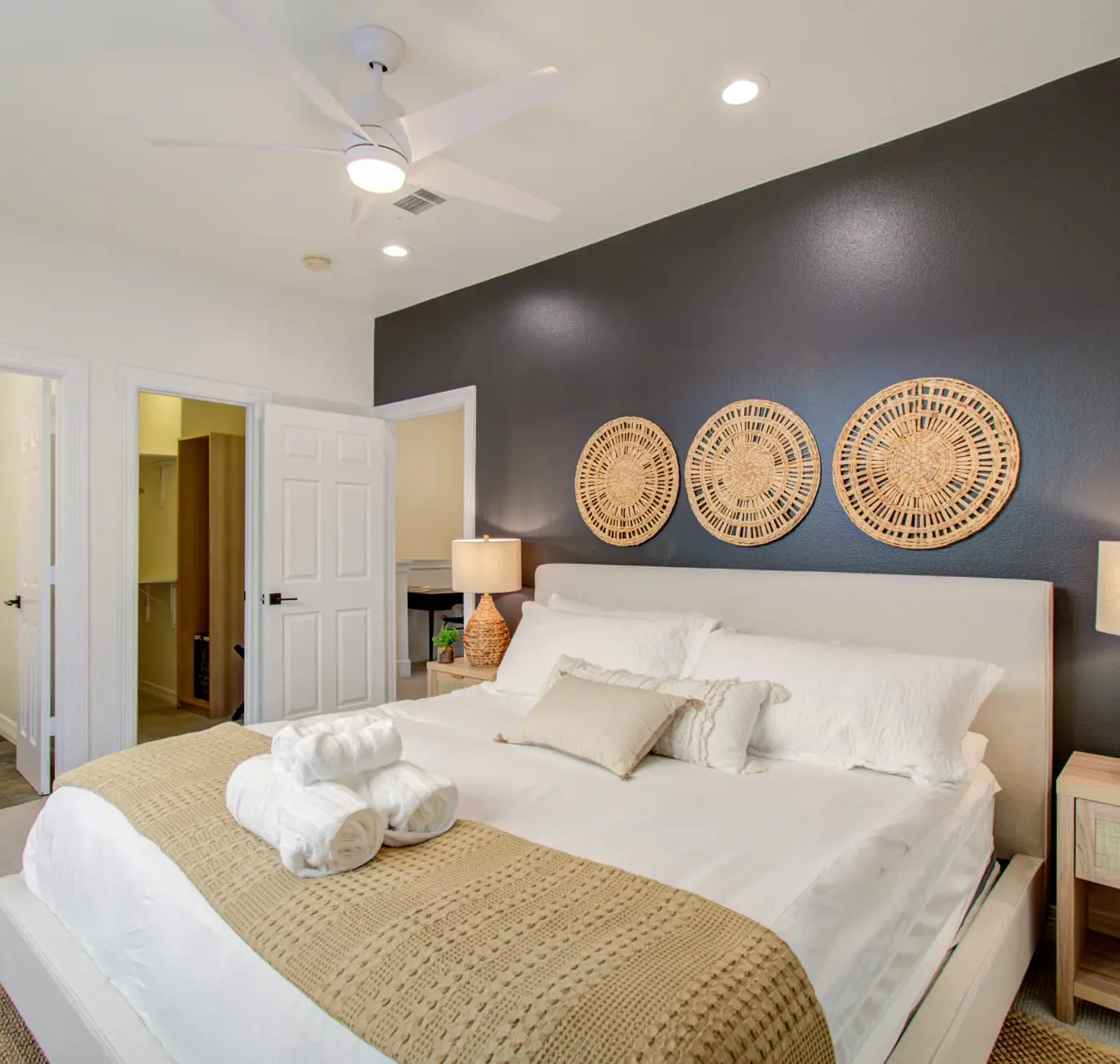 Best of Midtown-3 Bedrooms, Minutes to Attractions